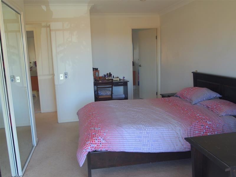 302 Christine Avenue “Lakeside on Varsity”, Varsity Lakes QLD 4227