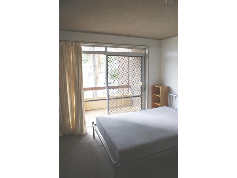 31-33 Watson Esplanade, Surfers Paradise QLD 4217