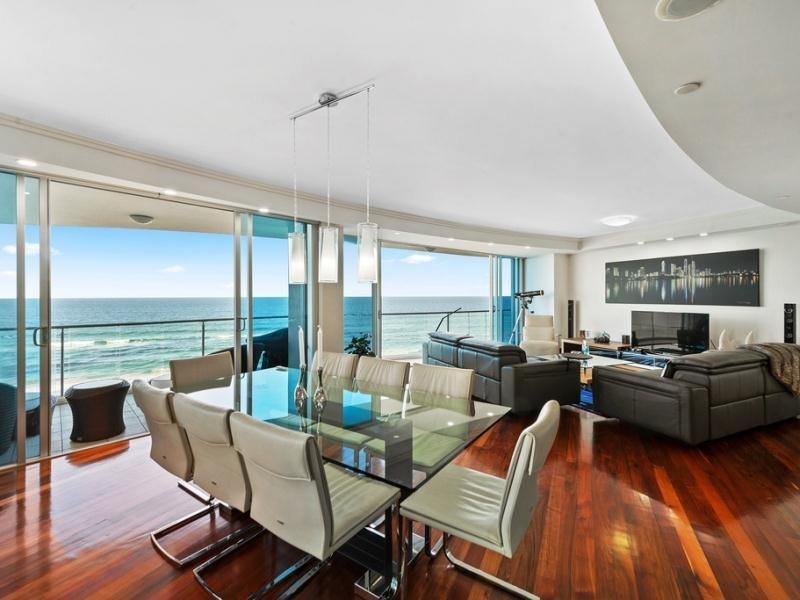 9 ‘Platinum on the Beach’ 1 Markwell Avenue, Surfers Paradise QLD 4217