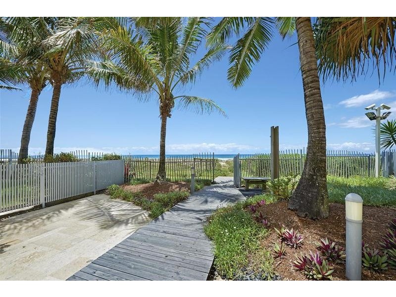 9 ‘Platinum on the Beach’ 1 Markwell Avenue, Surfers Paradise QLD 4217