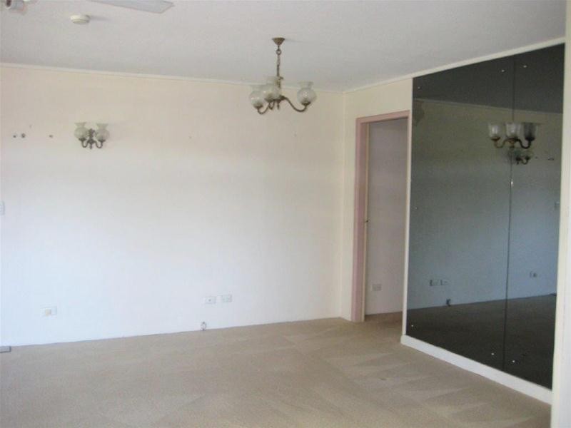 1/186 Ferny Avenue, Surfers Paradise QLD 4217