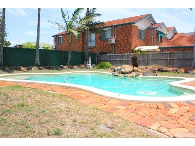 100 Worendo Street, Southport QLD 4215