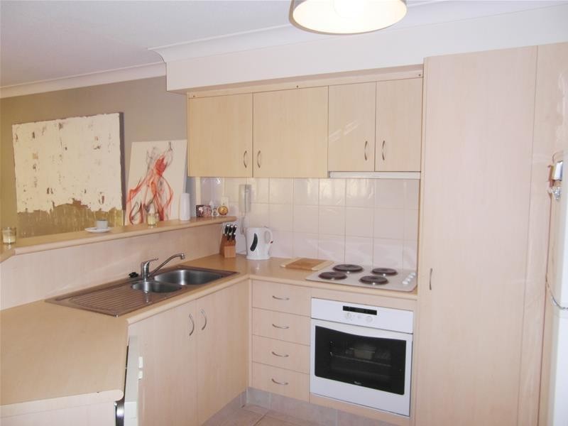 4 Acacia Avenue, Budds Beach,, Surfers Paradise QLD 4217