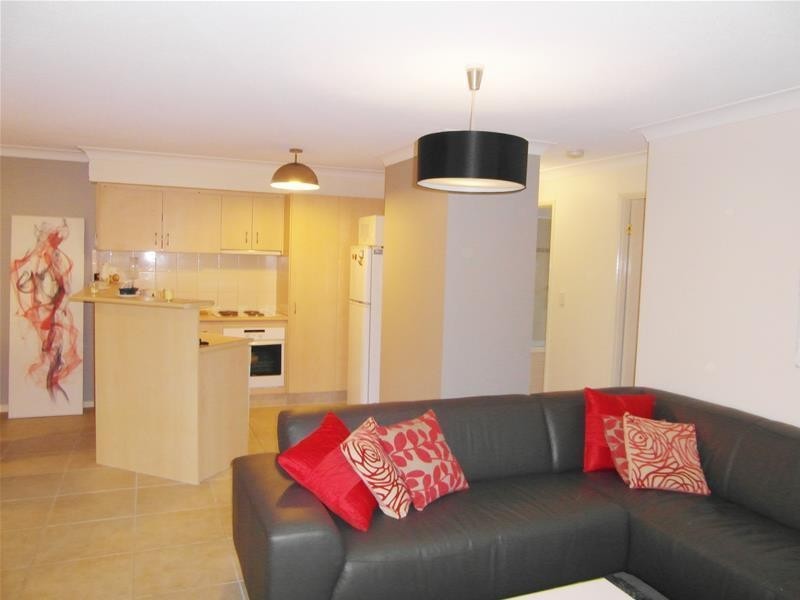 4 Acacia Avenue, Budds Beach,, Surfers Paradise QLD 4217