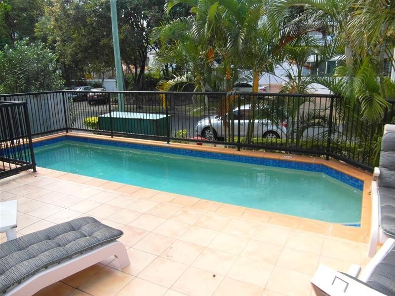 4 Acacia Avenue, Budds Beach,, Surfers Paradise QLD 4217