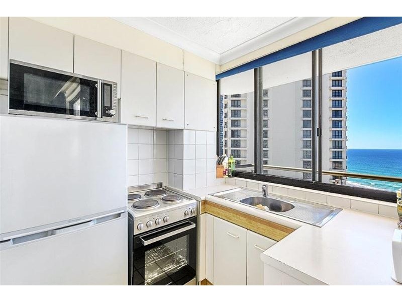 18 Hanlan Street, Surfers Paradise QLD 4217