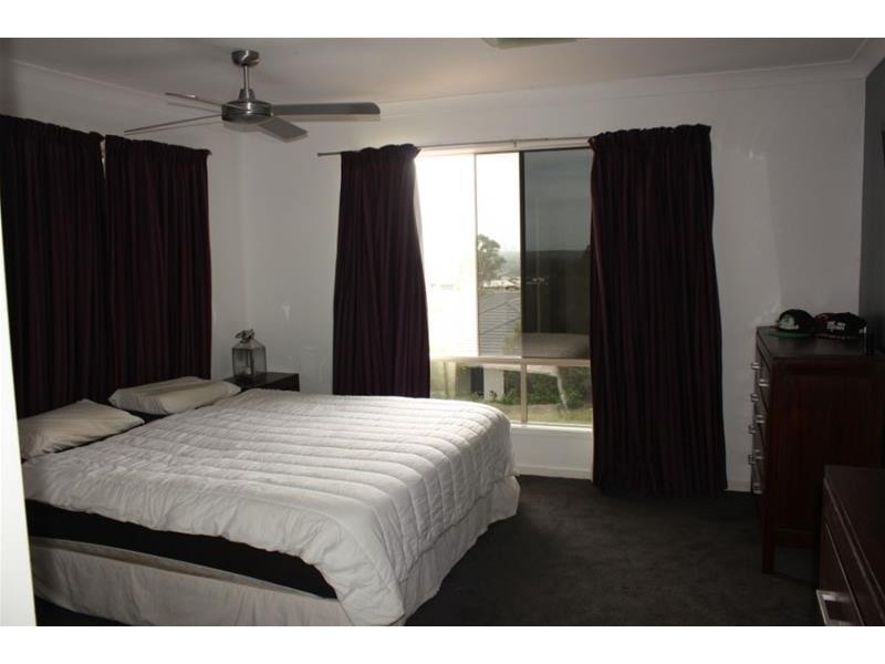 34 Codrington Circut, Pacific Pines QLD 4211