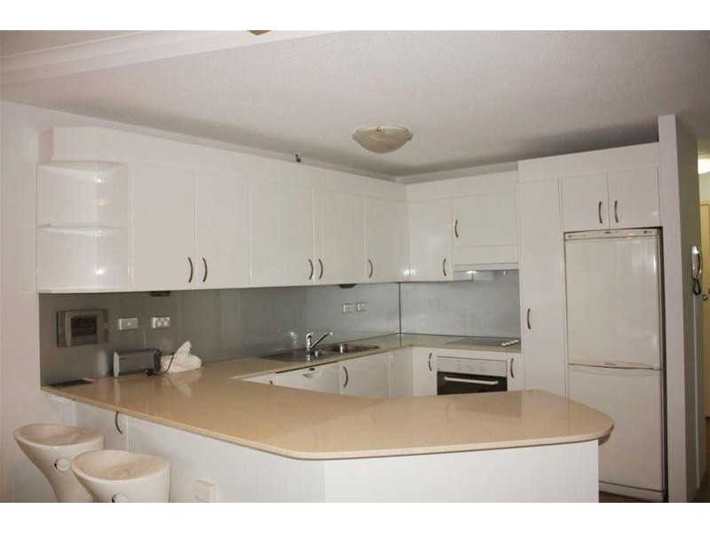 204/7-9 Trickett Street, Surfers Paradise QLD 4217