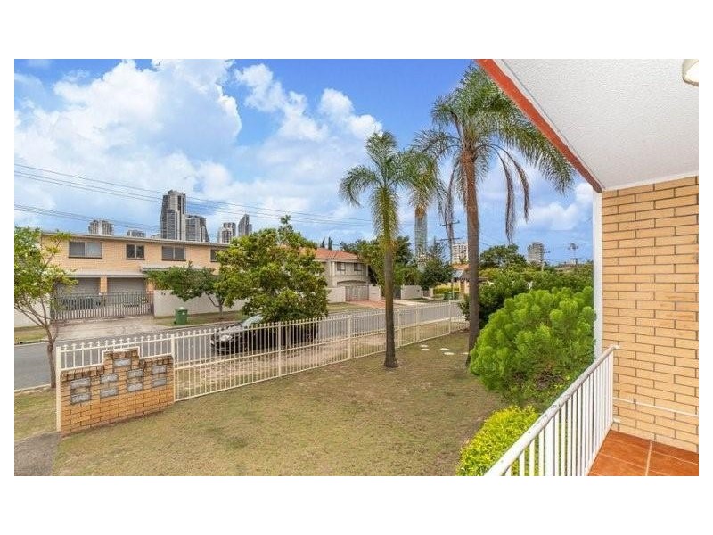 2/28 Sunrise Boulevard, Surfers Paradise QLD 4217