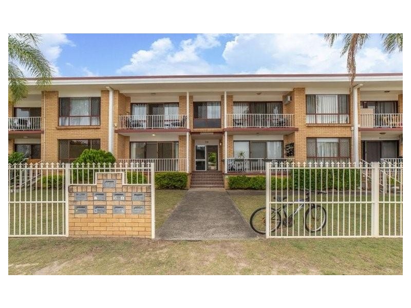 2/28 Sunrise Boulevard, Surfers Paradise QLD 4217