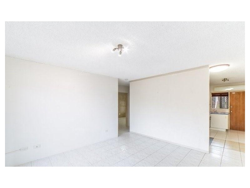 2/28 Sunrise Boulevard, Surfers Paradise QLD 4217