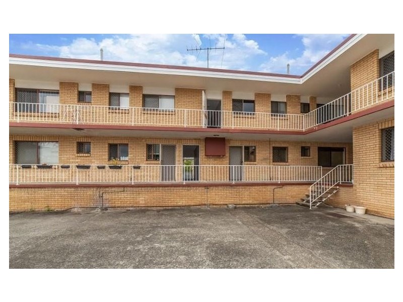 2/28 Sunrise Boulevard, Surfers Paradise QLD 4217