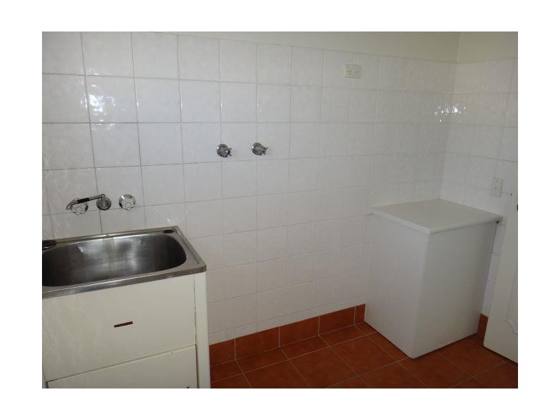 27 Monaco Street, Surfers Paradise QLD 4217