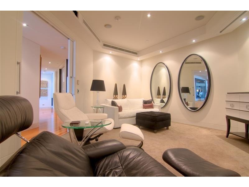 1 Enderley Avenue ‘Allure’, Surfers Paradise QLD 4217