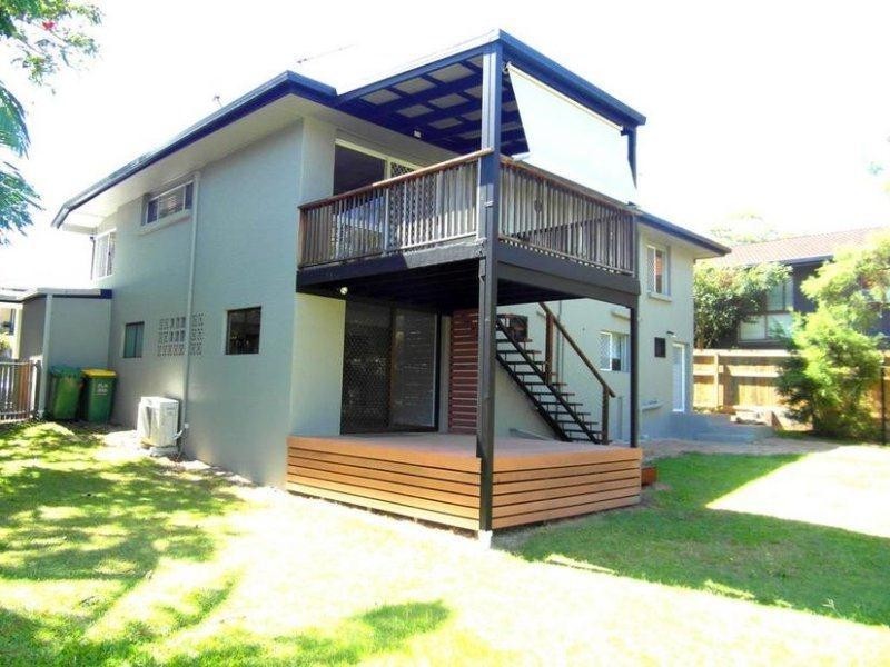 3 Grevillia Avenue, Southport QLD 4215