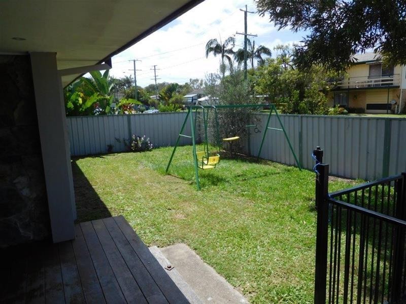 14 Collier Avenue, Biggera Waters QLD 4216