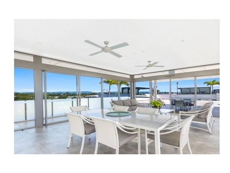 404/30 Brighton Parade, Southport QLD 4215