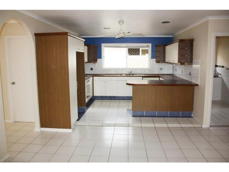 30 Brindisi Avenue, Isle Of Capri QLD 4217