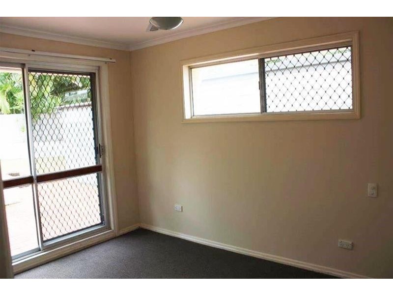 30 Brindisi Avenue, Isle Of Capri QLD 4217