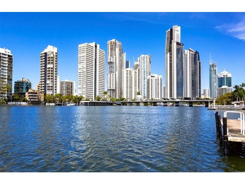 2/45 Stanhill Drive, Surfers Paradise QLD 4217