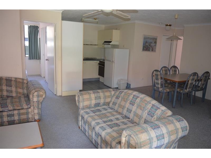 38 Enderley Avenue, Surfers Paradise QLD 4217