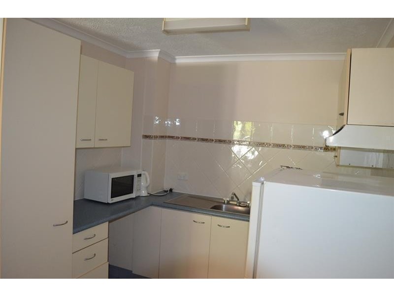 38 Enderley Avenue, Surfers Paradise QLD 4217