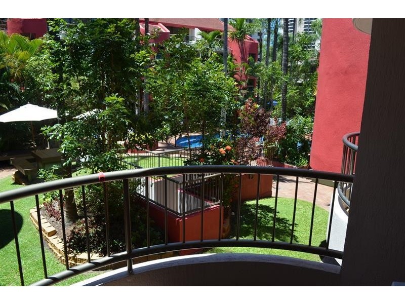 38 Enderley Avenue, Surfers Paradise QLD 4217