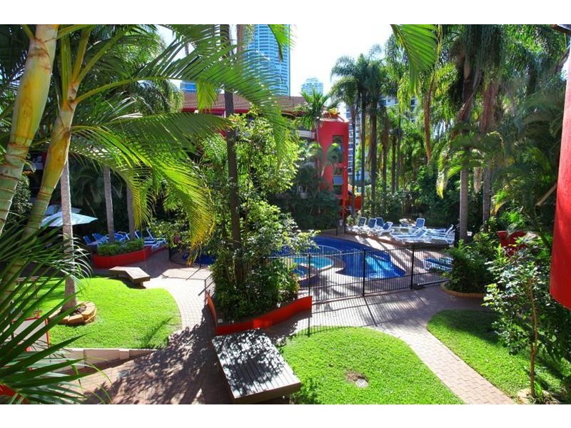 38 Enderley Avenue, Surfers Paradise QLD 4217