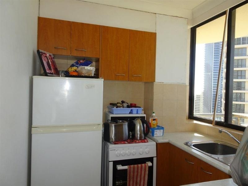 18 Hanlan Street, Surfers Paradise QLD 4217