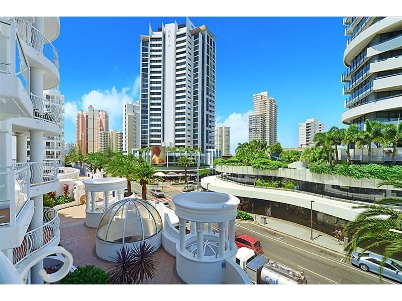 90 “Phoenician” Surf Parade, Broadbeach QLD 4218