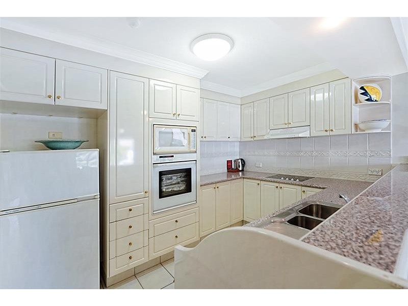90 “Phoenician” Surf Parade, Broadbeach QLD 4218
