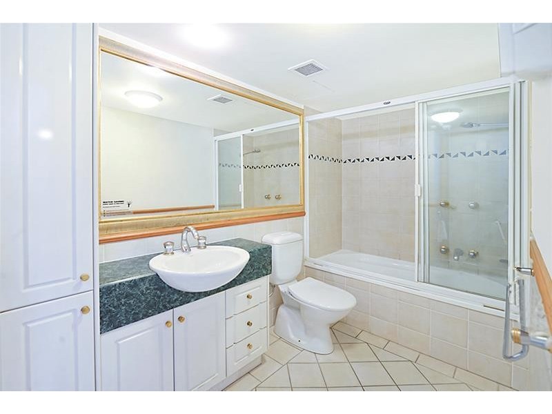 90 “Phoenician” Surf Parade, Broadbeach QLD 4218