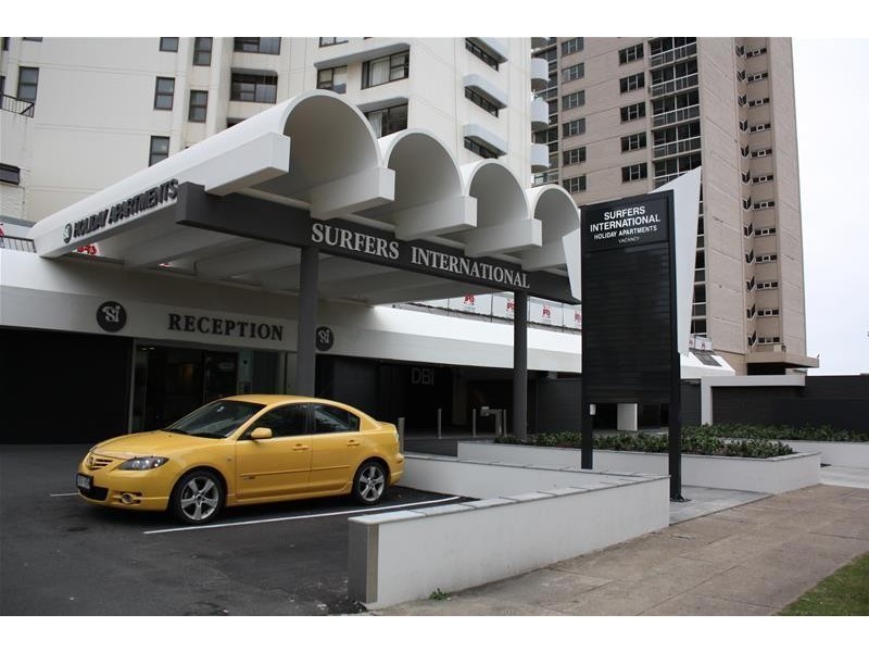 9 Trickett Street, Surfers Paradise QLD 4217