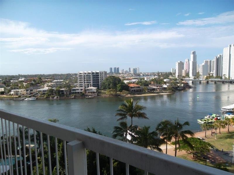 40 Watson Esplanade, Surfers Paradise QLD 4217