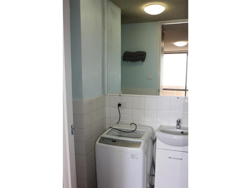 115 ‘Paradise Towers Surfers Paradise Boulevard, Surfers Paradise QLD 4217