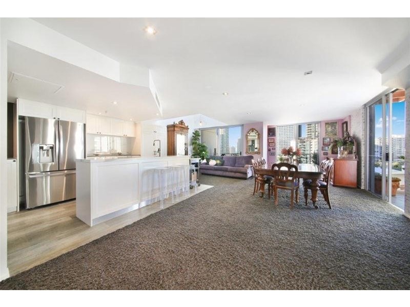 2102/21 Cypress Avenue, Surfers Paradise QLD 4217