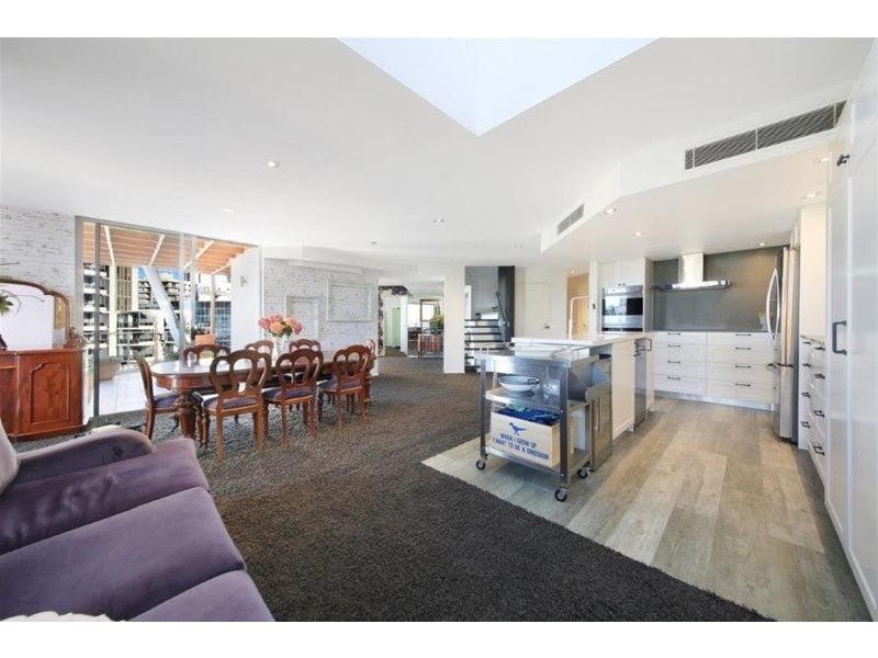 2102/21 Cypress Avenue, Surfers Paradise QLD 4217