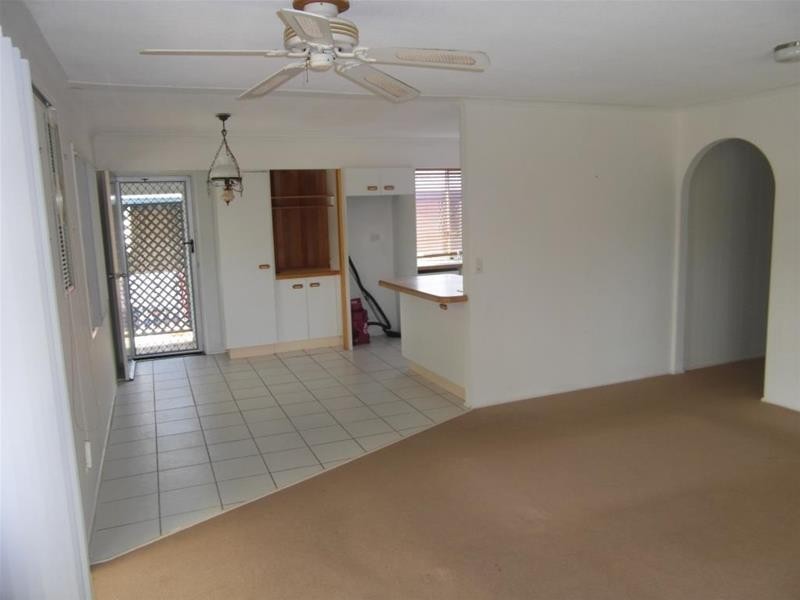 15  Gurrah Avenue, Southport QLD 4215