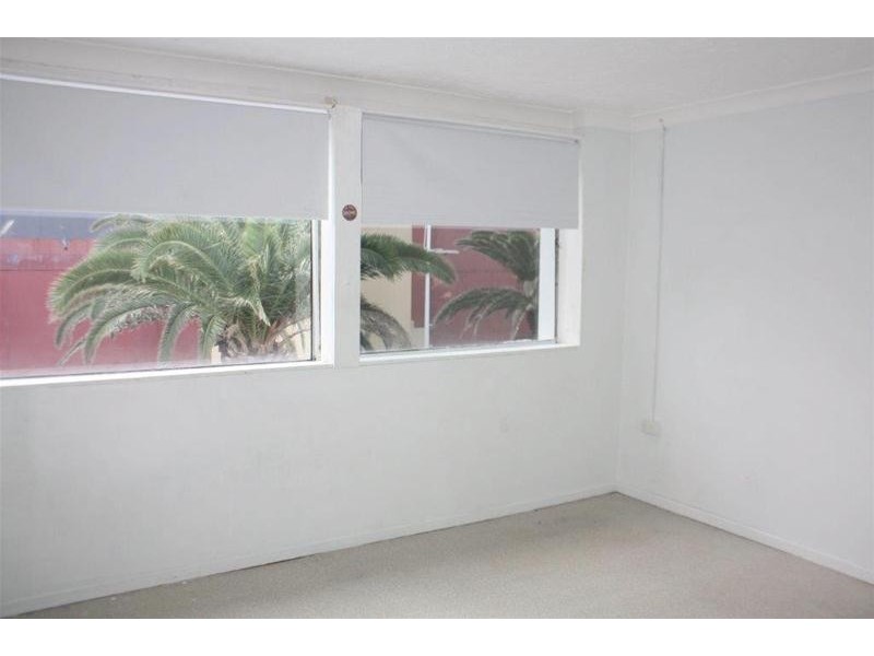 23/15 Cavill Avenue, Surfers Paradise QLD 4217