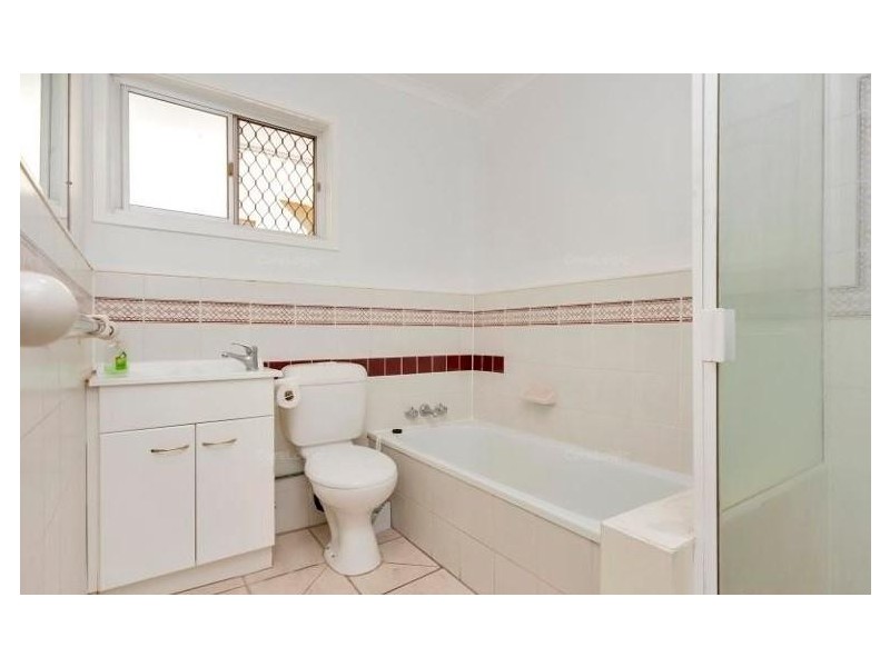 10 Vespa Crescent, Surfers Paradise QLD 4217