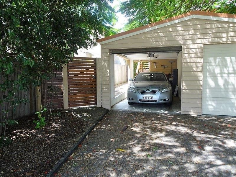 1/43 Beale Street, Southport QLD 4215