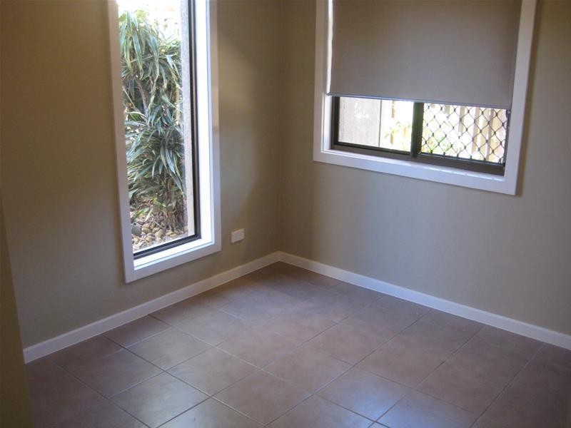 33 Kalimna Drive, Broadbeach QLD 4218