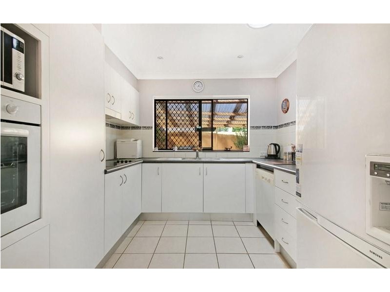 29/111 Salerno Street, Isle Of Capri QLD 4217