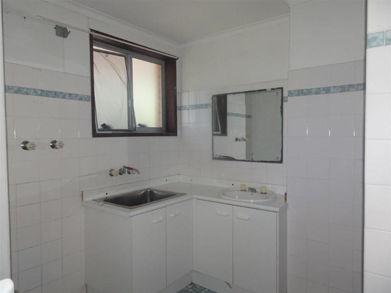 15/18-22 Tarcoola Crescent, Surfers Paradise QLD 4217