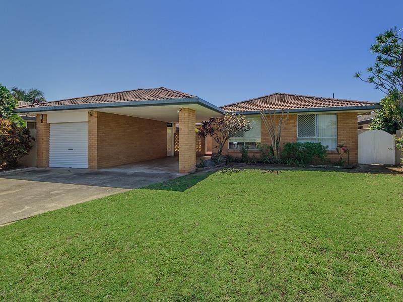 49 Rapallo Avenue, Isle Of Capri QLD 4217