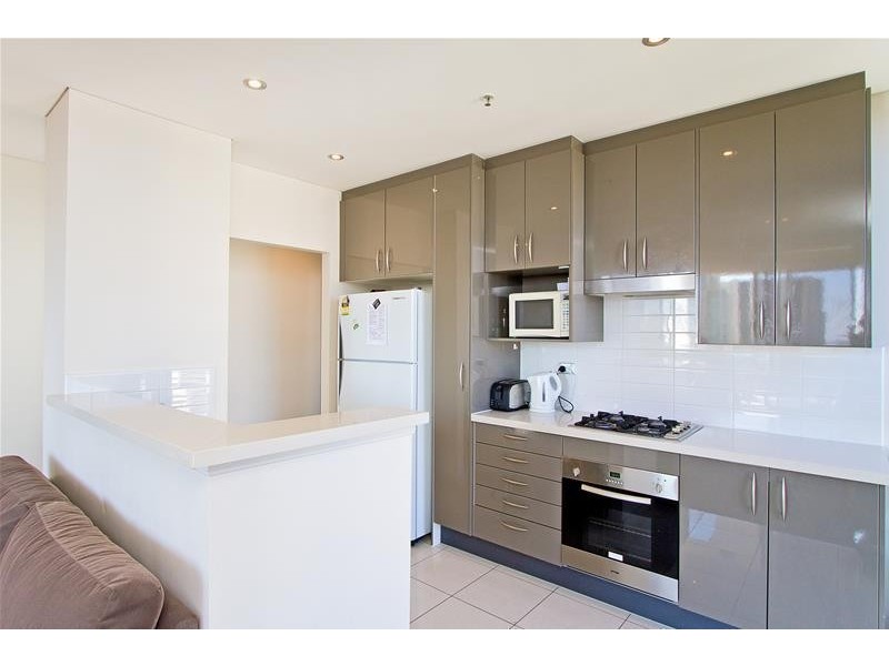 18 Cypress Avenue ‘Solaire’ Budds Beach, Surfers Paradise QLD 4217