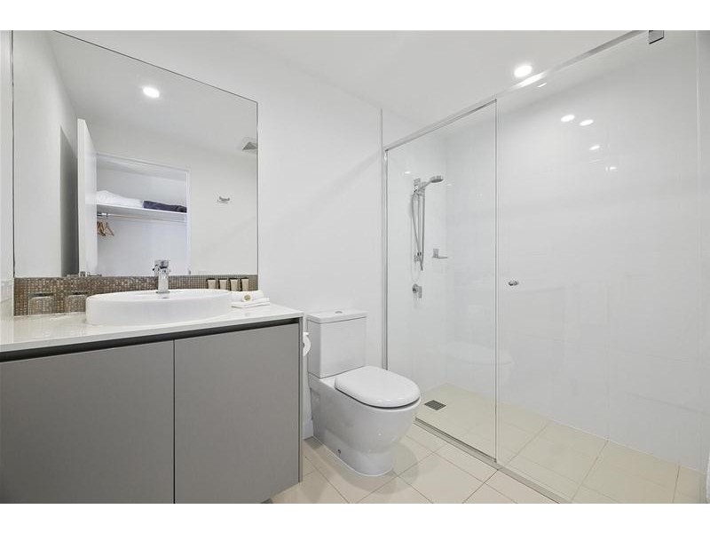 1402/3440 Surfers Paradise Boulevard, Surfers Paradise QLD 4217