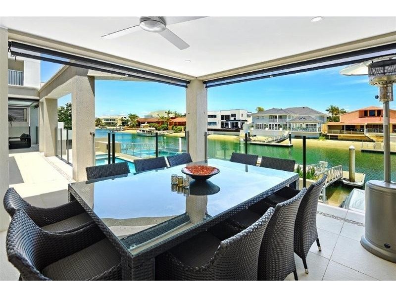 18 Viking Court, Paradise Waters QLD 4217