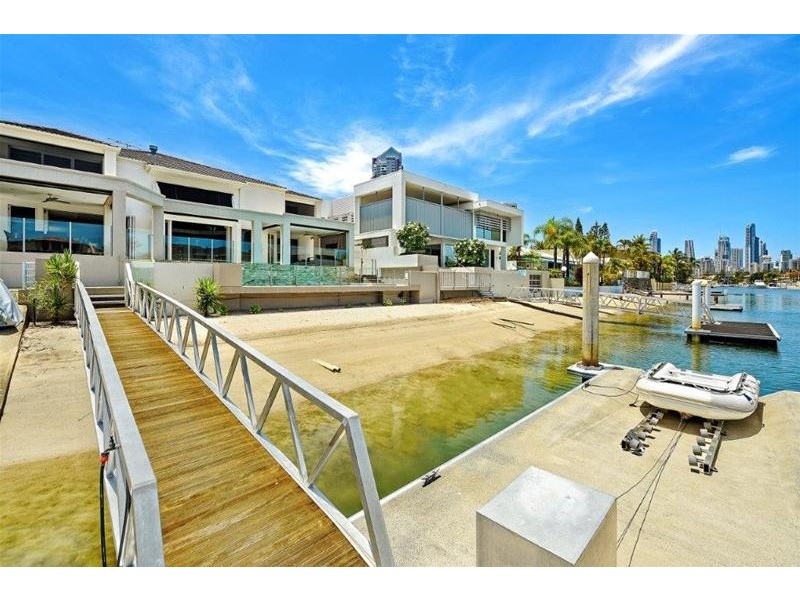 18 Viking Court, Paradise Waters QLD 4217