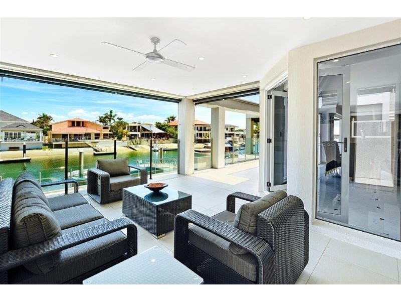 18 Viking Court, Paradise Waters QLD 4217